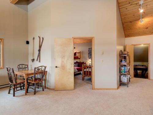 Beaverhead 123 BH 301 in Big Sky, USA