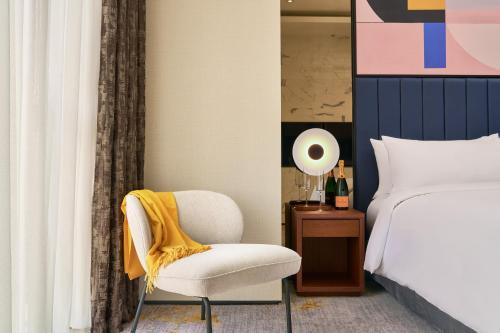 Seoul King Suite