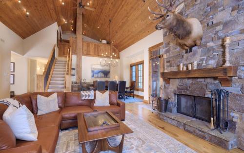Cowboy Heaven Luxury Suite 2D in Big Sky, USA