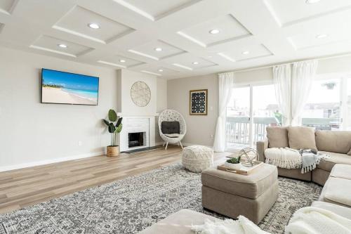 1 Block to Sand Stylish 3BR Contemporary Home in Ocean Beach