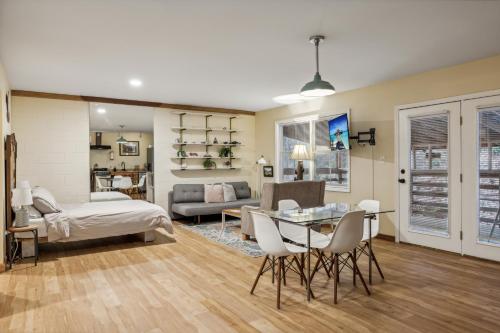 Gallery House studio in Gatlinburg, USA