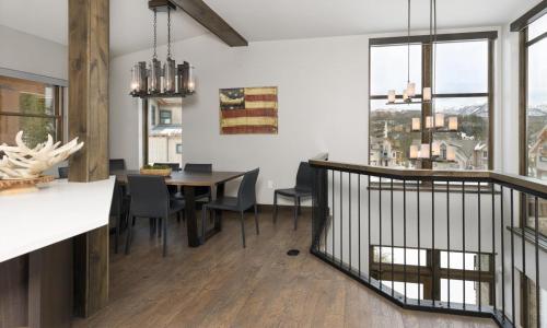 Homestead Chalet 14 Claim Jumper in Big Sky, USA
