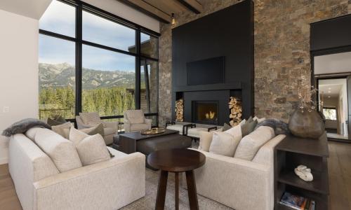 Jack Creek Modern Mountain Retreat in Big Sky, USA