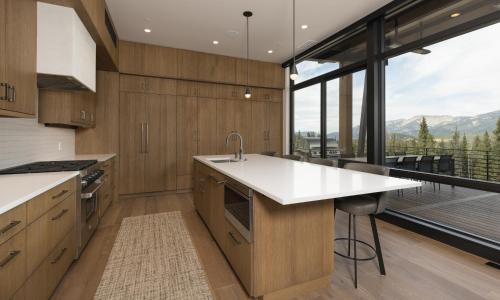 Jack Creek Modern Mountain Retreat in Big Sky, USA