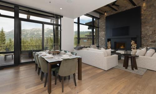 Jack Creek Modern Mountain Retreat in Big Sky, USA