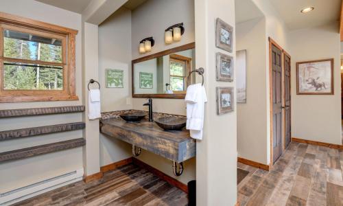 ML Grey Moose Lodge in Big Sky, USA