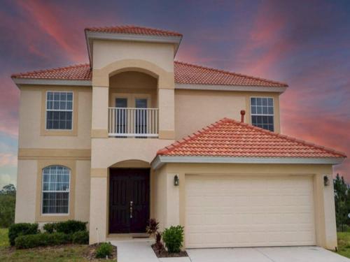 Viola Large 5BR Pool Home in Gated Resort in Davenport, USA