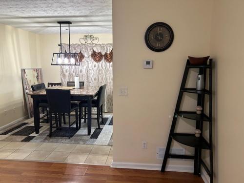 Cozy Home in McDonough in McDonough, USA