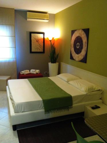 B&B Elia's - image 3