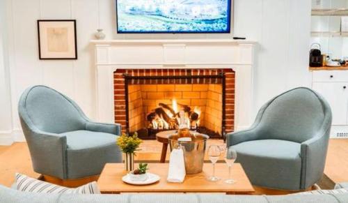 Canoe Place Inn & Cottages in Hampton Bays (NY)