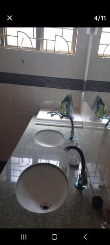 Quartos em Curitiba Bem localizado in Curitiba Countryside