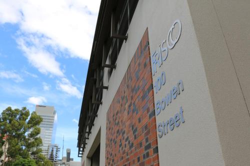 Frisco Apartments - image 2
