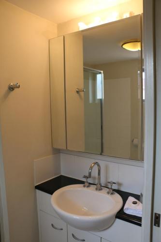 フリスコ サービスド アパートメンツ