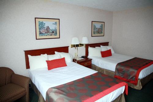 Double Room with Two Double Beds - Smoking