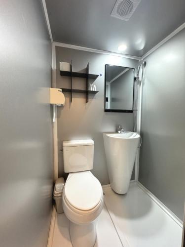 Mumune Stay Room Type - Twin Room with Private Bathroom