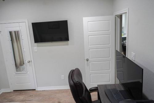 The Haven on Loveless Street with Game Room The Haven on Loveless Street with Game Room