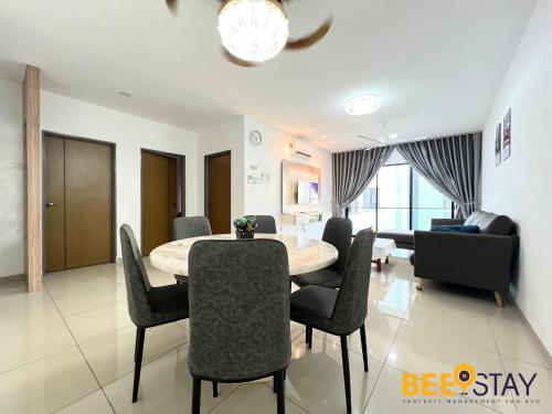 Ipoh City Centre Manhattan Condo Pool View NEW Unit Room Type - Four-Bedroom Apartment with Pool View