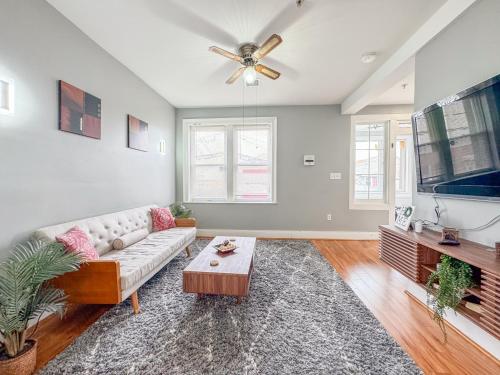 3 bed 1 bath FREE parking near NYC in North Bergen, USA