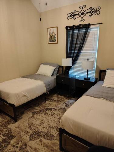 Crescent Heights Manor in Rowlett, USA