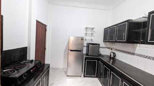Three-Bedroom Villa image 9