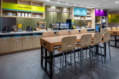 Home2 Suites By Hilton Lynchburg - Hotel