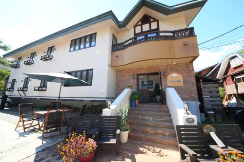 B&B Hakuba - Hotel Soyokaze - Bed and Breakfast Hakuba