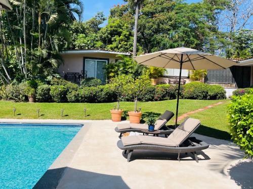 Casa Gabriela para gozar con los tuyos-piscina con calefacción in Cuernavaca, Mexico