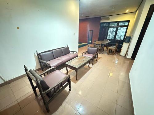 Omah Kawung Homestay Jogja - image 5