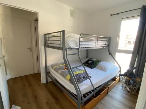 Two-Bedroom Apartment image 5