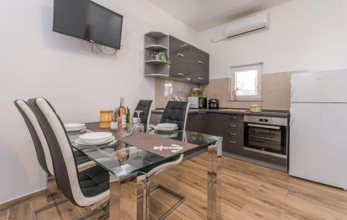 bucătărie, Holiday Home Ema with pool in Biograd na Moru