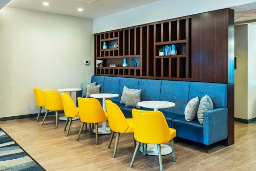Comfort Suites Kelowna in Kelowna, Canada