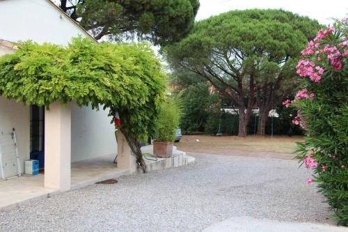 Logement independant a Frejus near lou caleu