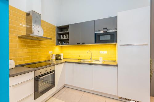FACES Apartment - Funky design in vibrant centre, Budapešť (fotografie 3)