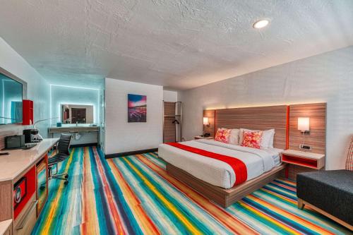 King Room - Accessible/Non Smoking