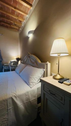 Deluxe Double Room image 2