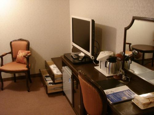 Deluxe  Double Room image 2