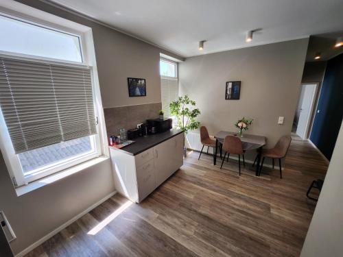 크레펠트 Liro Stadt Apartments 3성급 게스트하우스 수영장