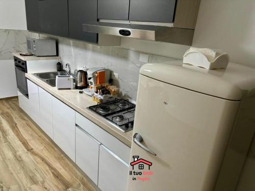  La CASA di VALE BnB,Box,patio,9min airport,Beaches in Bitonto
