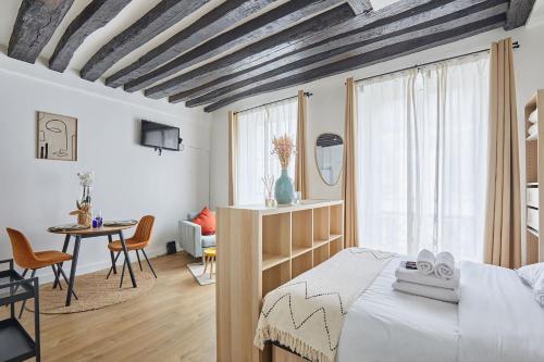 Charming Studio Center of Paris - image 10