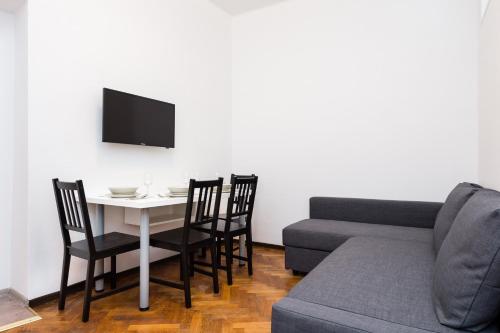 Affordable Stay Navratilova - image 4