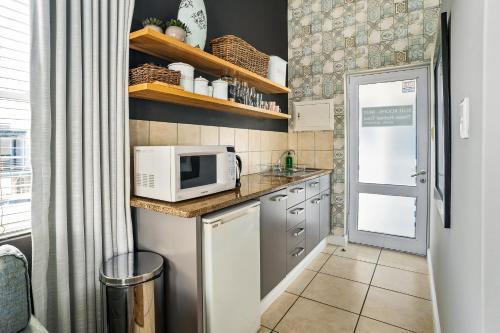 Konyha, Luxury Loft - West in Thesens Sziget