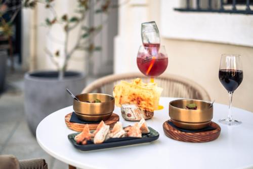 Hôtel le XIX - image 9