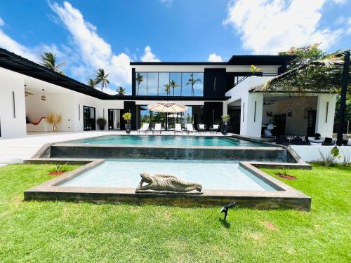 Casa B&W, Villa luxueuse Exceptionnelle, 8 personnes, à 1 min de la plage (Casa B&W, Villa luxueuse Exceptionnelle, 8 personnes, a 1 min de la plage) in Las Galeras