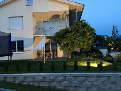 ทัศนียภาพภายนอกโรงแรม, Sonnige und ruhige Wohnung in Innsbruck - Stadtrand in อาร์ซล