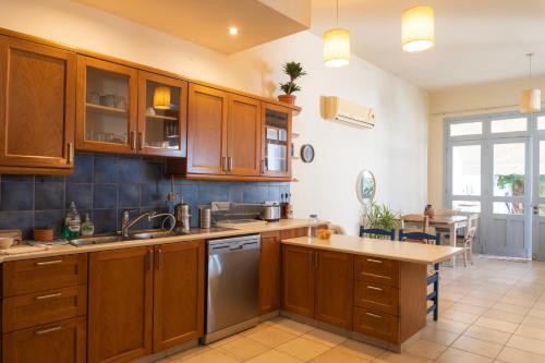 ANANKE Home 2