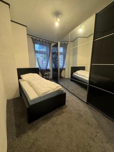 Three-Bedroom Apartment image 6
