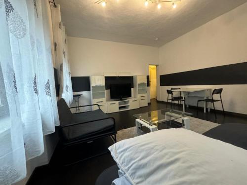 Three-Bedroom Apartment image 9