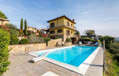  Lovely Home In Castiglione Del Lago in 6061 Castiglione del Lago