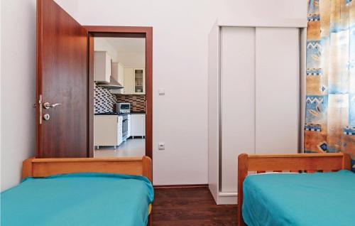 Apartment Ribnica-Krusevo With Sea View X in Obrovac