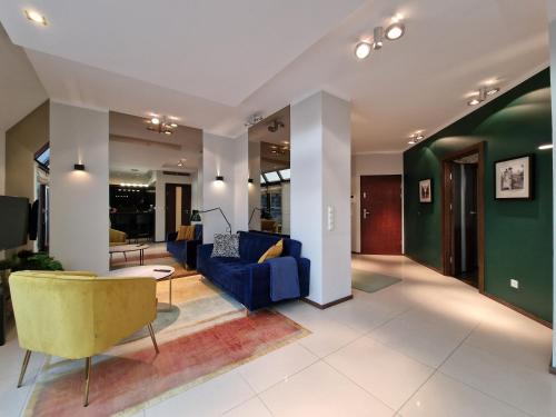 HAPPYESTATE - Just In Center ul Krawiecka 3, Breslau (Foto 8)